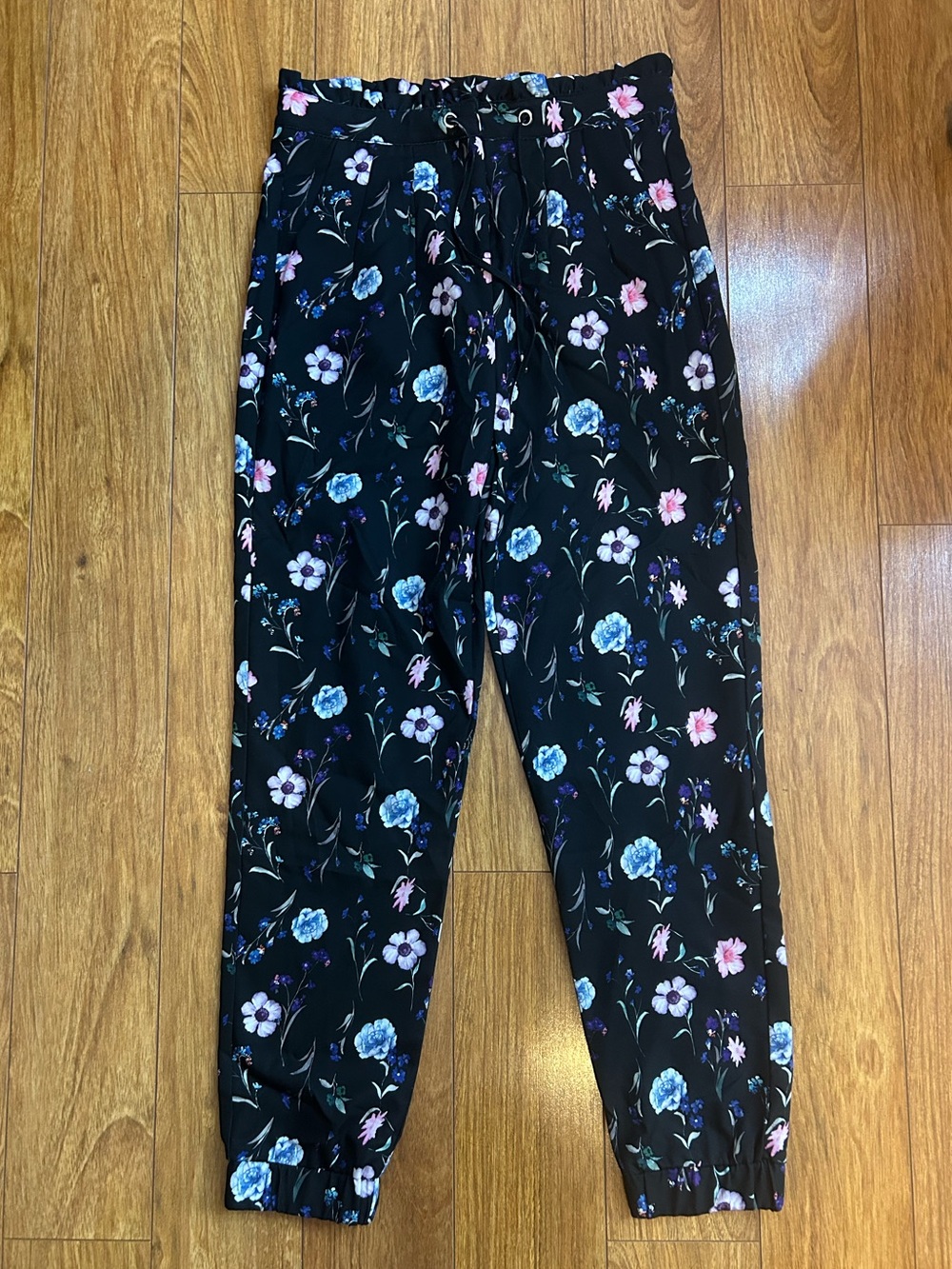 XOXO Black Floral Drawstring Joggers Size Medium